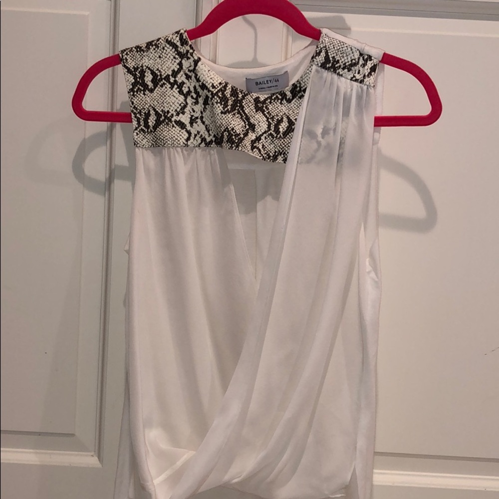 Top - Picture 3 of 3